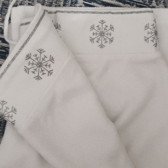 $14 with Bundle Add-On- La Senza Fleece Pj Bottoms Size S - Picture 7 of 14
